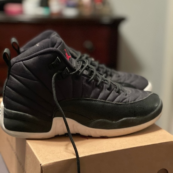 Authentic Jordan 12s - Picture 2 of 5